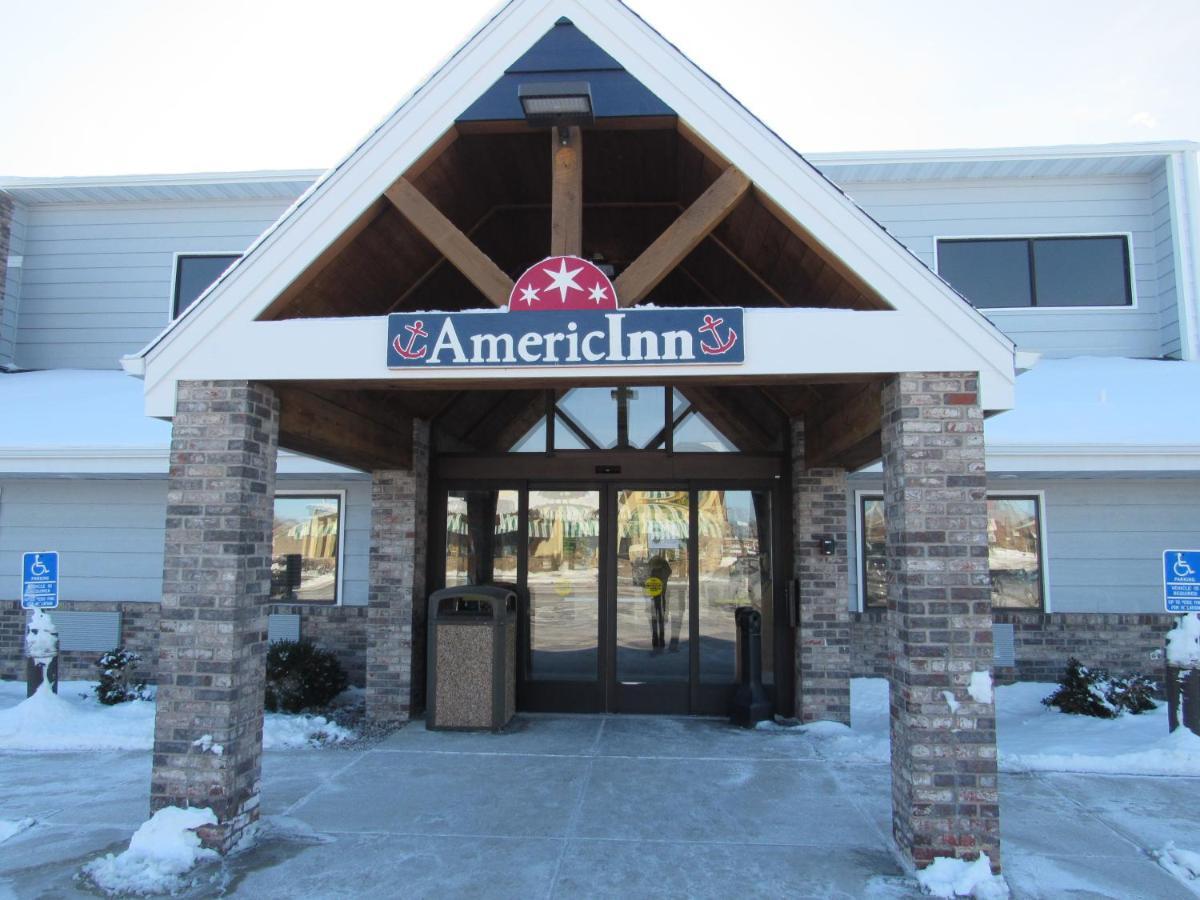 Americinn By Wyndham Menominee Kültér fotó