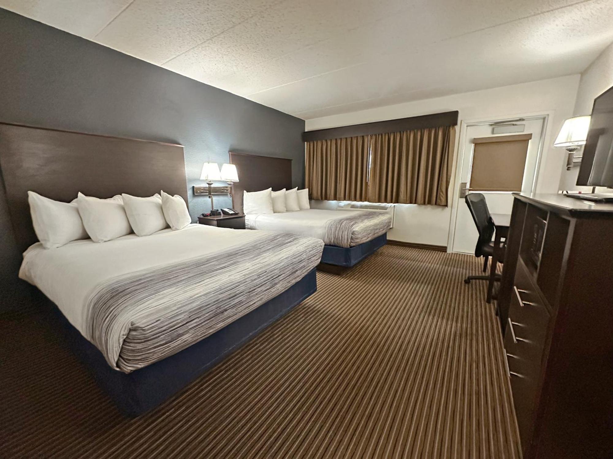 Americinn By Wyndham Menominee Kültér fotó