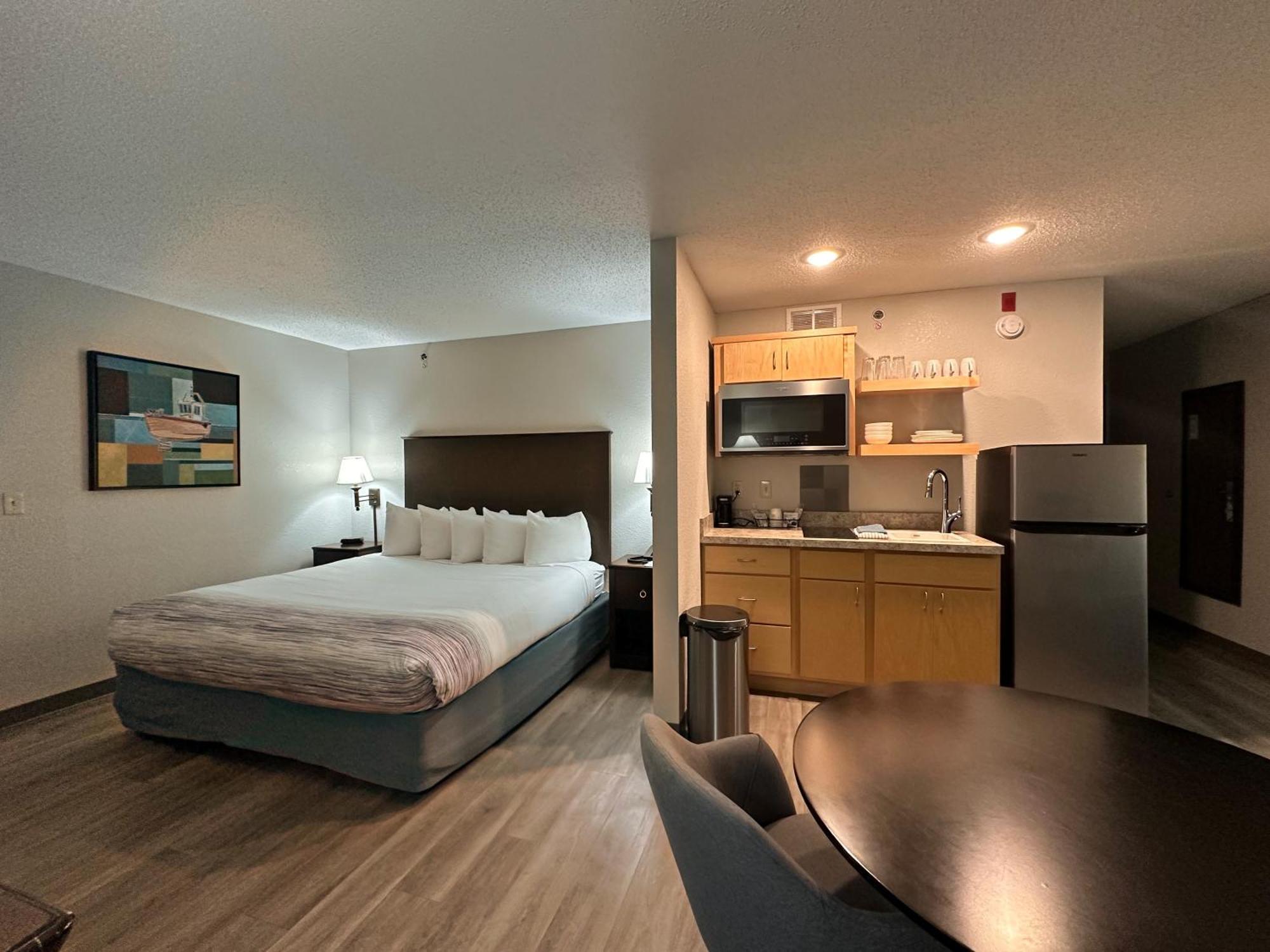 Americinn By Wyndham Menominee Kültér fotó
